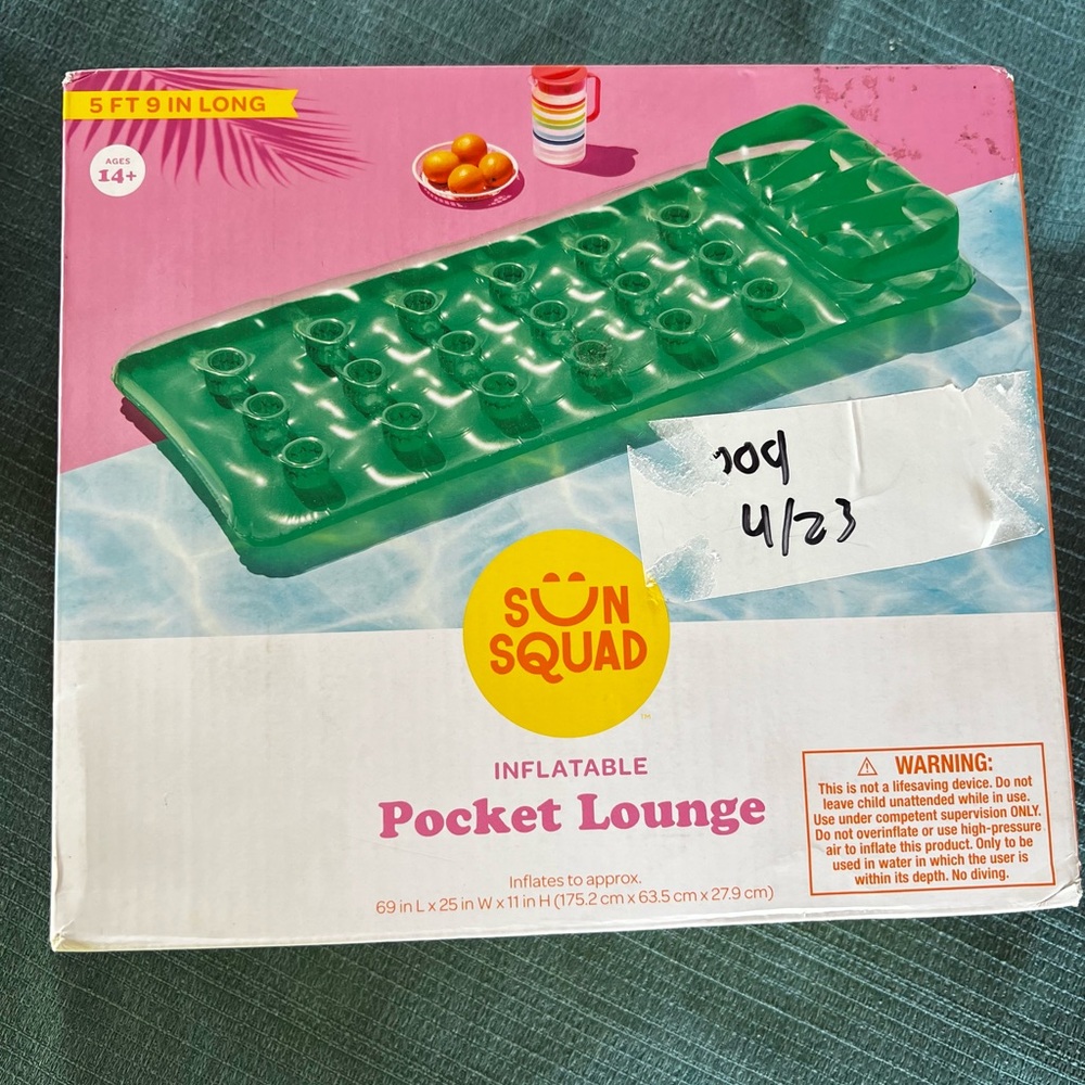 Sun Squad Green Inflatable Pocket Lounge